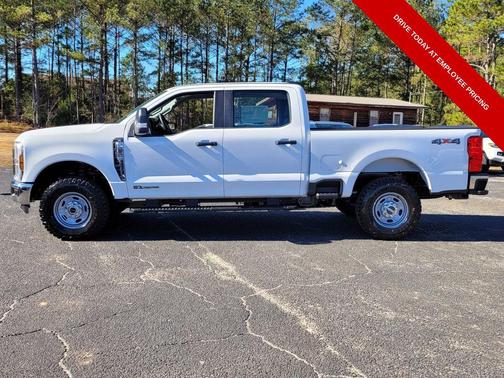 Oxford White 2026 Ford F-250 XL