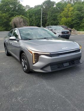 Steel Gray 2025 Kia K4 LXS