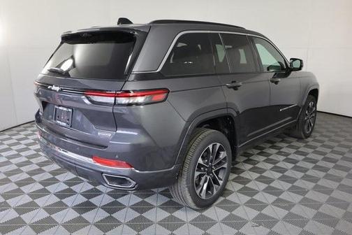 2025 Jeep Grand Cherokee Overland