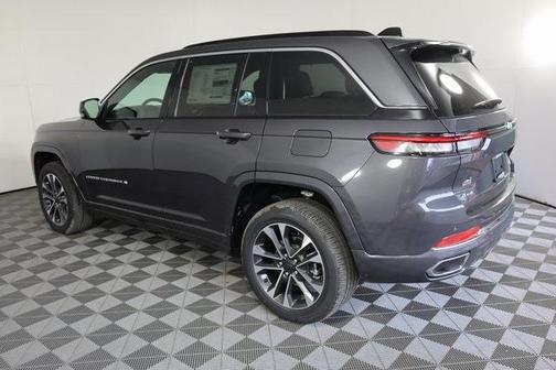 2025 Jeep Grand Cherokee Overland