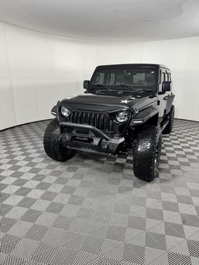 2022 Jeep Wrangler Unlimited Sahara Altitude