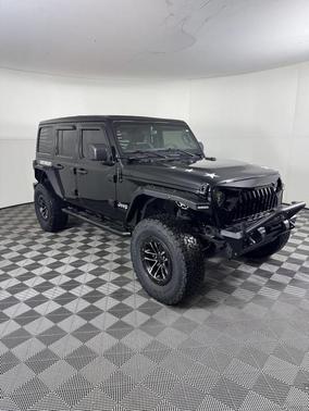 2022 Jeep Wrangler Unlimited Sahara Altitude