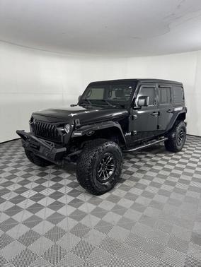 2022 Jeep Wrangler Unlimited Sahara Altitude
