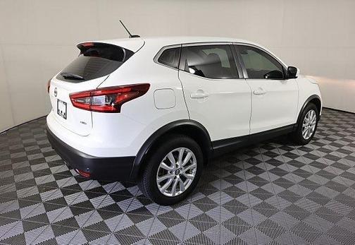 2022 Nissan Rogue Sport S