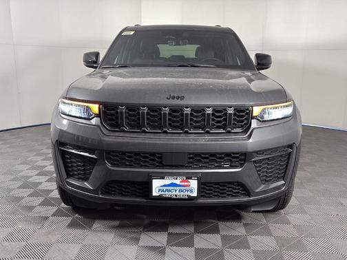 Gray 2026 Jeep Grand Cherokee Laredo