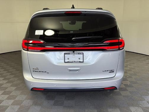 Silver 2026 Chrysler Pacifica Limited