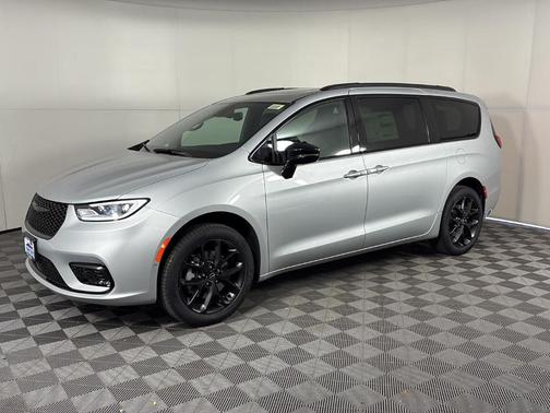 Silver 2026 Chrysler Pacifica Limited