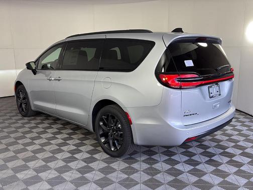 Silver 2026 Chrysler Pacifica Limited