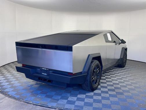 2024 Tesla Cybertruck Base