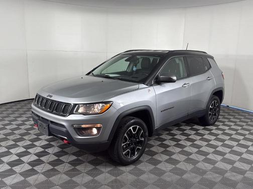 Billet Silver Metallic Clearcoat 2020 Jeep Compass Trailhawk