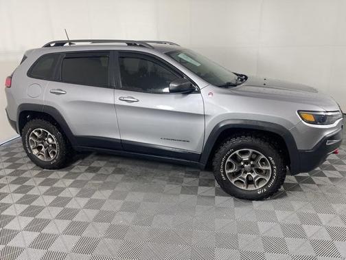 2020 Jeep Cherokee Trailhawk