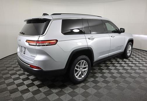 2021 Jeep Grand Cherokee L Laredo