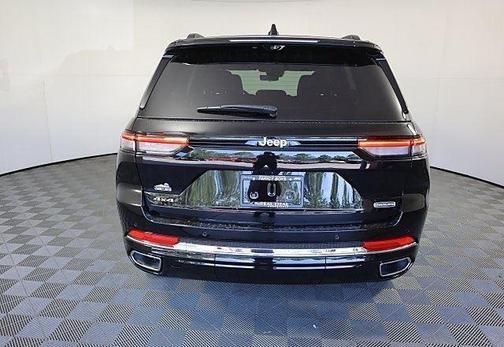 2025 Jeep Grand Cherokee Overland