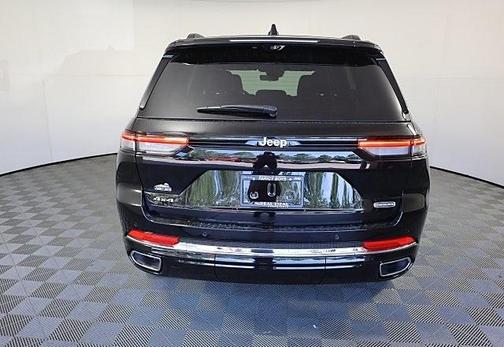 2025 Jeep Grand Cherokee Overland