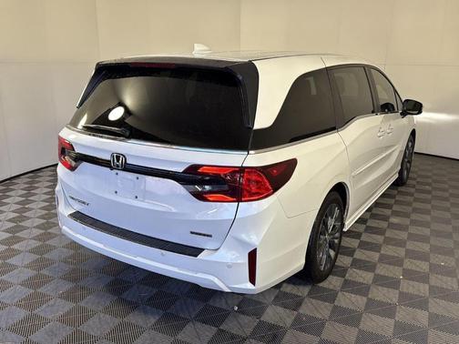 2025 Honda Odyssey Touring