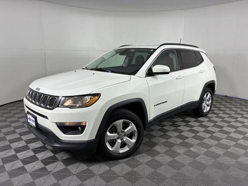 White Clearcoat 2018 Jeep Compass Latitude