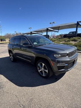 Metallic 2022 Jeep Grand Cherokee 4xe Base