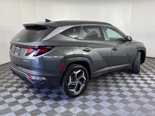 2024 Hyundai TUCSON Plug-In Hybrid SEL