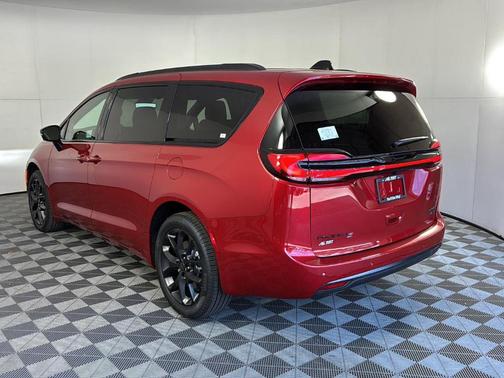 Red 2027 Chrysler Pacifica LIMITED