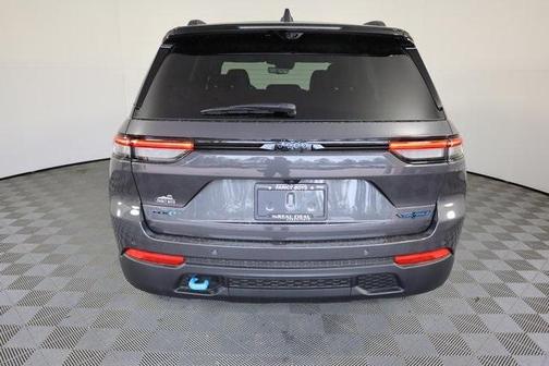 2025 Jeep Grand Cherokee 4xe Trailhawk