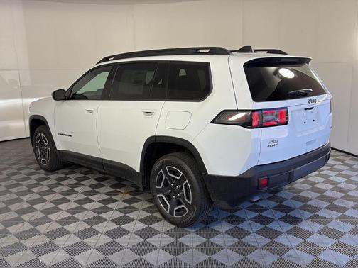 White 2026 Jeep Cherokee LAREDO/LIMITED