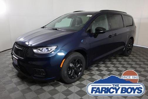 2025 Chrysler Pacifica Hybrid Select