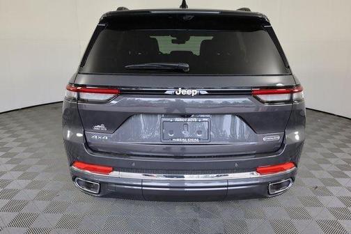 2025 Jeep Grand Cherokee Overland