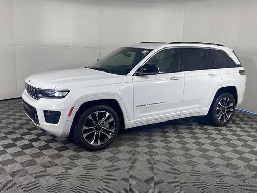 2023 Jeep Grand Cherokee Overland