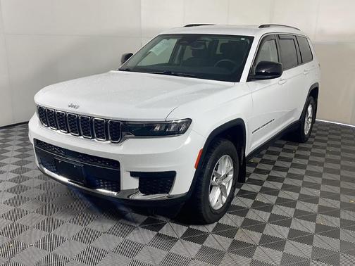2022 Jeep Grand Cherokee L Laredo