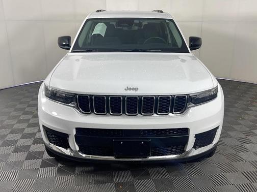 2022 Jeep Grand Cherokee L Laredo