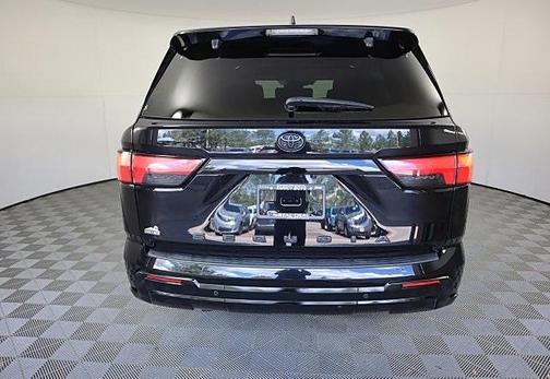 2024 Toyota Sequoia Platinum