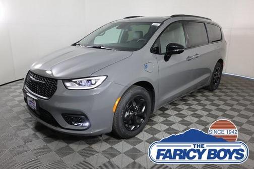 2025 Chrysler Pacifica Hybrid Select
