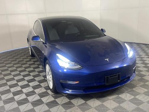 2019 Tesla Model 3 Long Range
