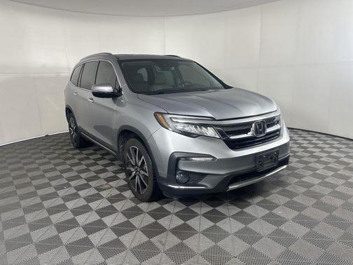 2019 Honda Pilot Touring 8-Passenger