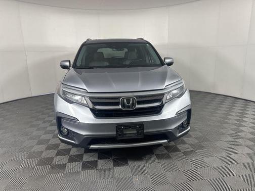 2019 Honda Pilot Touring 8-Passenger