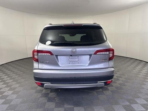 2019 Honda Pilot Touring 8-Passenger