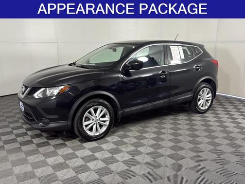 2017 Nissan Rogue Sport S