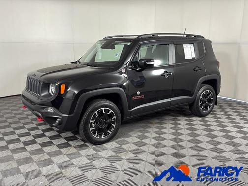 Black Clearcoat 2023 Jeep Renegade Trailhawk