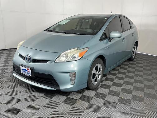 2014 Toyota Prius Two
