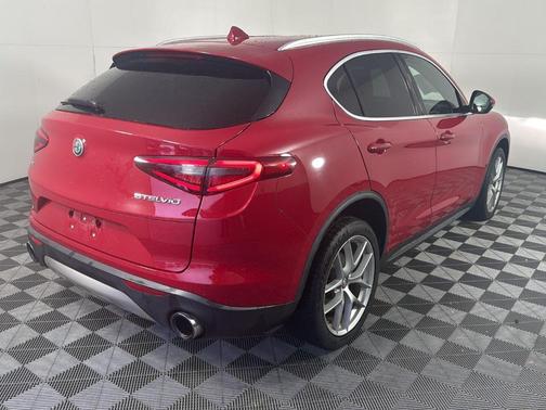 2018 Alfa Romeo Stelvio Ti
