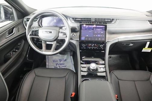 2025 Jeep Grand Cherokee Overland