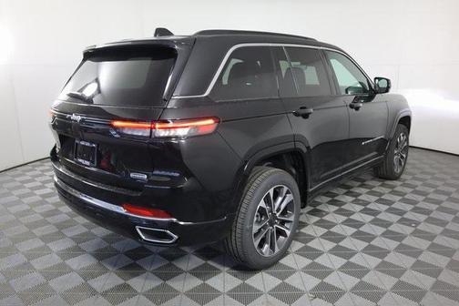 2025 Jeep Grand Cherokee Overland