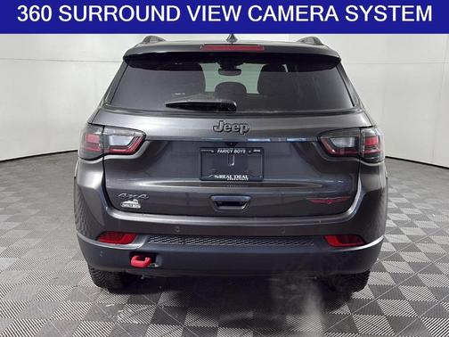 2023 Jeep Compass Trailhawk