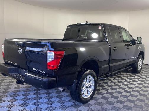 2024 Nissan Titan XD SV