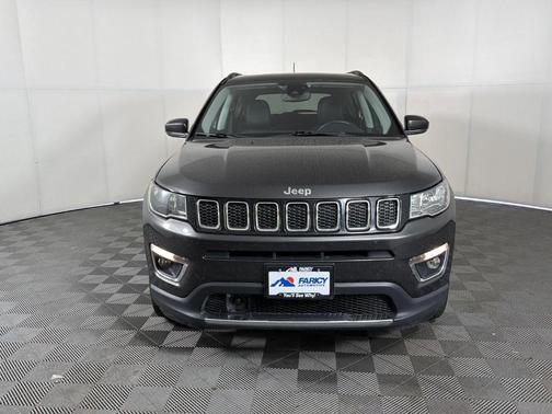 Granite Crystal Clearcoat Metallic 2019 Jeep Compass Limited
