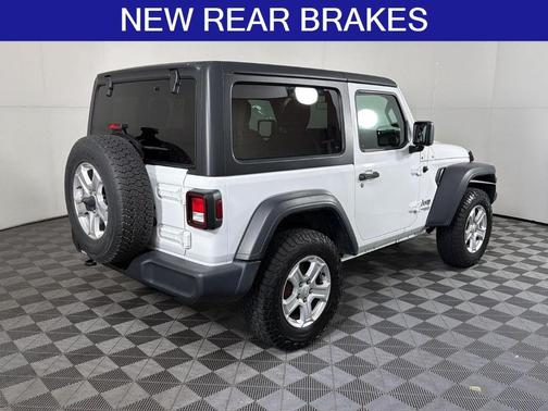 Bright White Clearcoat 2018 Jeep Wrangler Sport