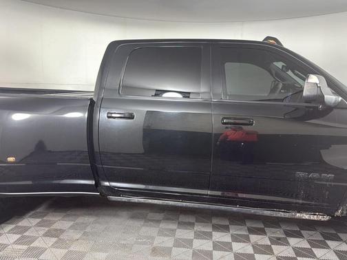 2022 RAM 3500 Limited