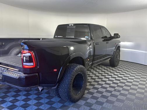 2022 RAM 3500 Limited