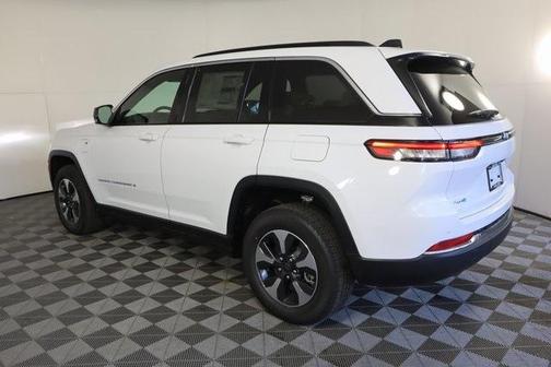 2025 Jeep Grand Cherokee 4xe