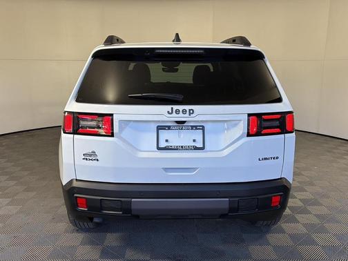 2026 Jeep Cherokee LAREDO/LIMITED